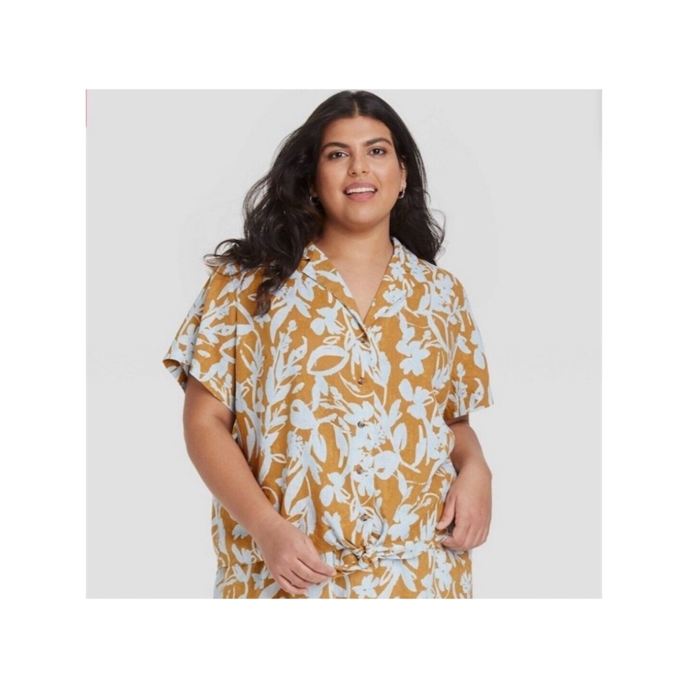 NWT Ava & Viv Gold Floral Button Down Short Sleeve in size 1X